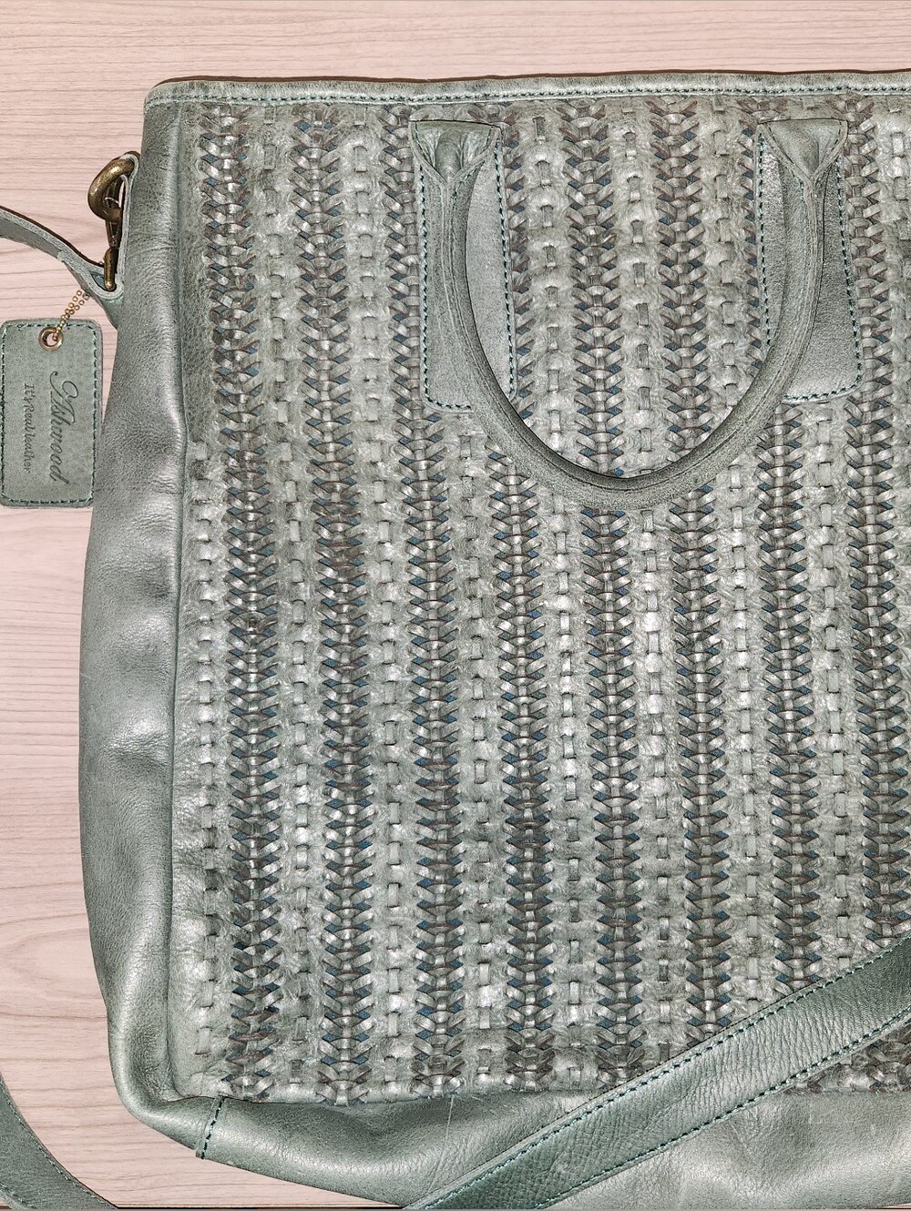 Woven Leather Green Crossbody Bag with Adjustable Strap